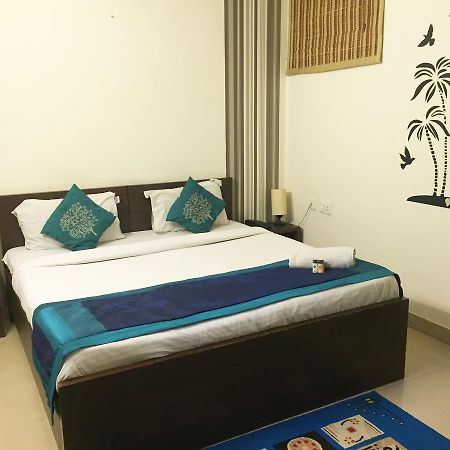 Anantkoti Hotel Yeni Delhi Dış mekan fotoğraf