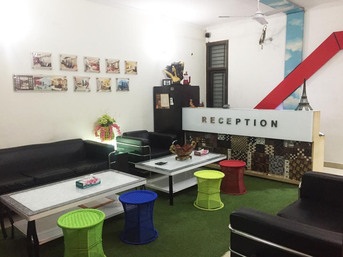 Anantkoti Hotel Yeni Delhi Dış mekan fotoğraf