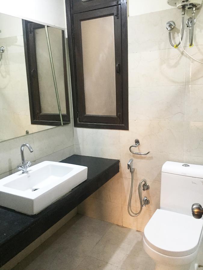 Anantkoti Hotel Yeni Delhi Dış mekan fotoğraf