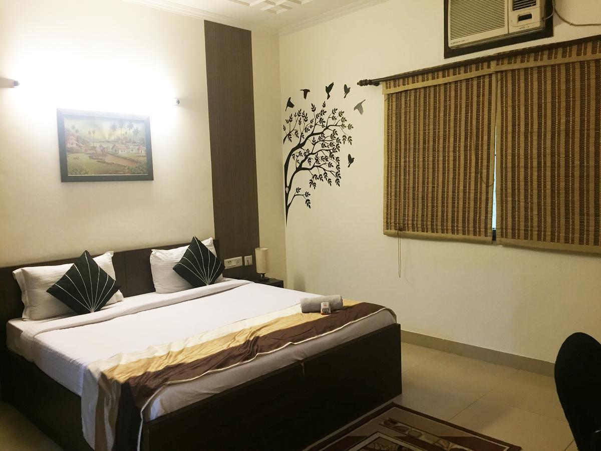 Anantkoti Hotel Yeni Delhi Dış mekan fotoğraf