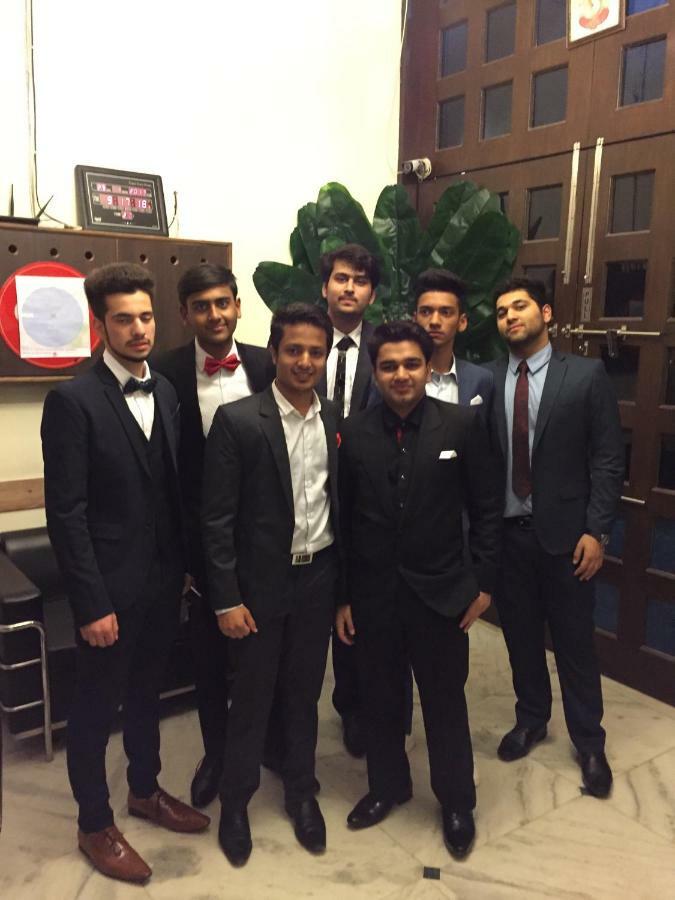 Anantkoti Hotel Yeni Delhi Dış mekan fotoğraf